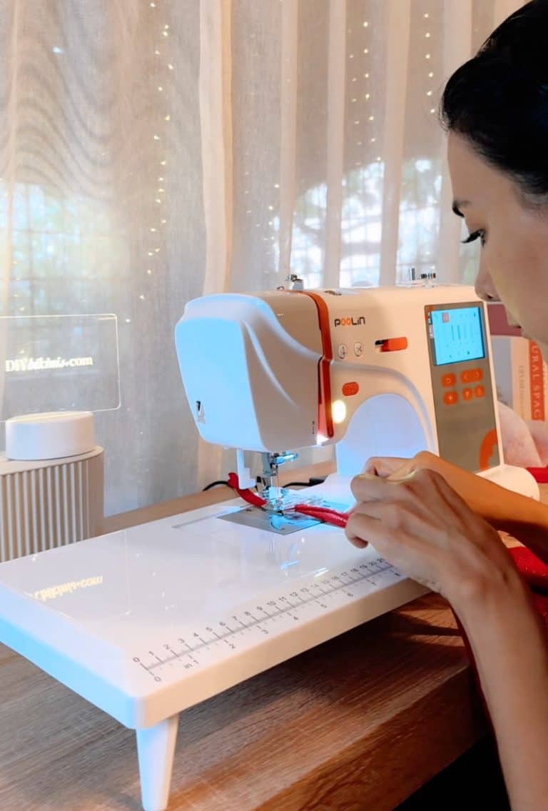 Poolin EOC03 Review: Best 2 in 1 Sewing and Embroidery Machine